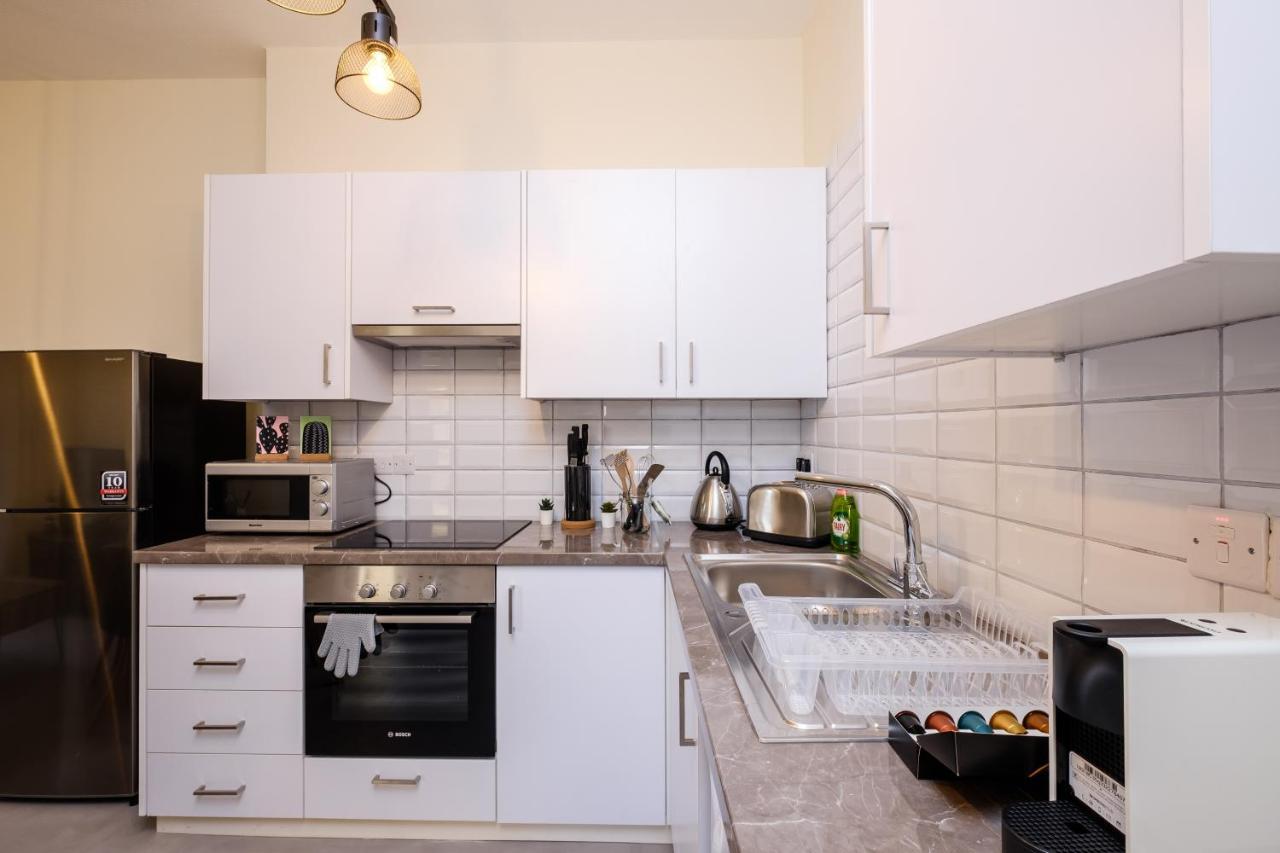 The Joy - Centre One Bedroom Flat Larnaca Ngoại thất bức ảnh